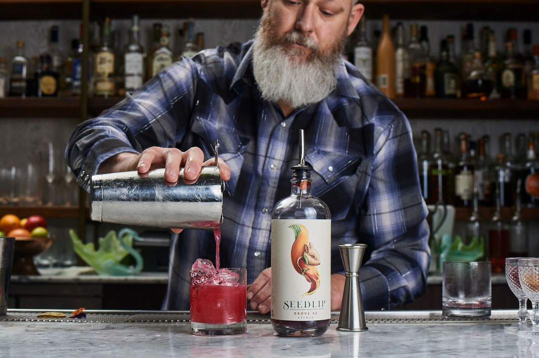 seedlip_bartender