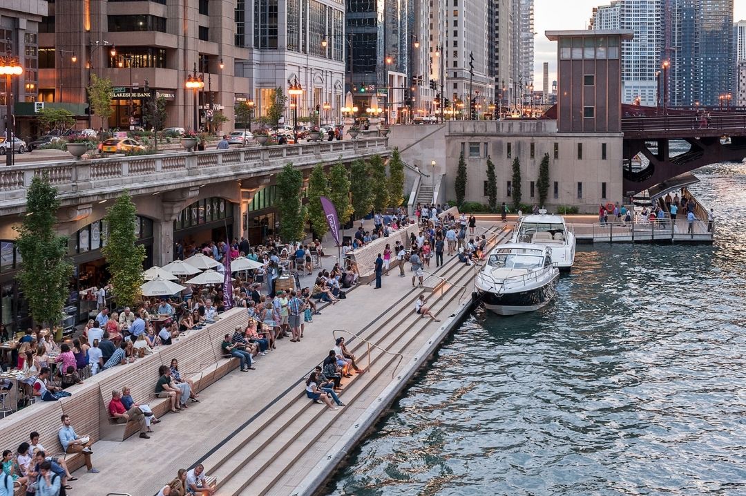 chicago_riverwalk_illinois