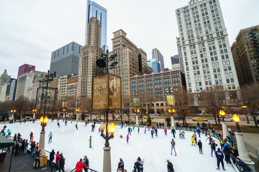 McCormick Tribune Ice rink chicago