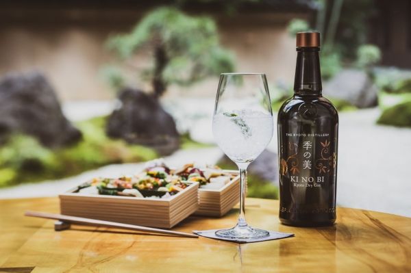 Photo for: 7 Japanese gins worth a gold