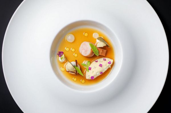 Photo for: Enjoy the Exotic Dishes Served in these Michelin-Starred Restaurants in Chicago