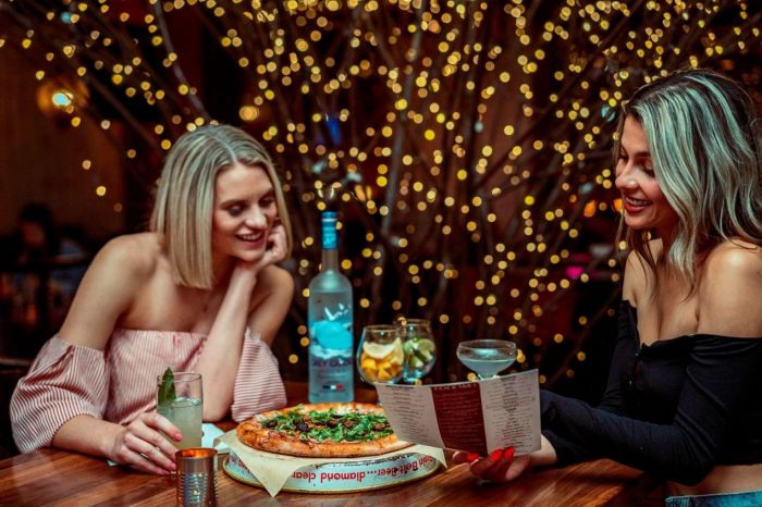 Photo for: The perfect date night spots in Chicago